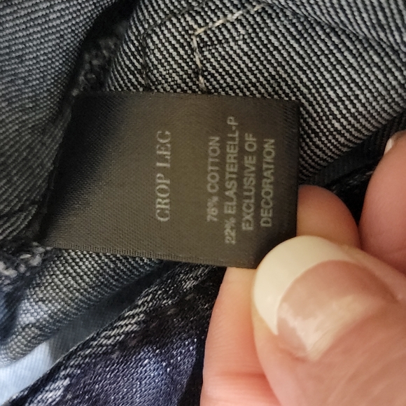 WHBM Dark Blue Crop Jeans w/Rhinestones on Back Pockets Women's Size 14 - Picture 13 of 15